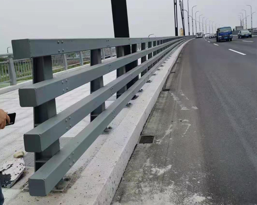 橋梁機動車道護欄 橋梁機動車道護欄
